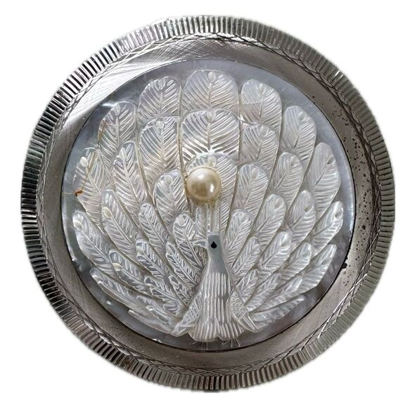 Collectible Vintage Ornately Carved Mother Of Pearl Peacock Cosmetic Compact - Picture 1 of 7